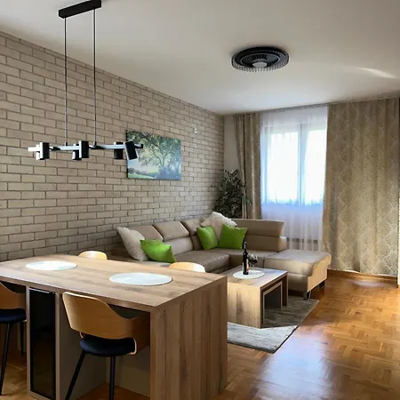 Апартаменты Zlatiborska Oaza Wellness I *