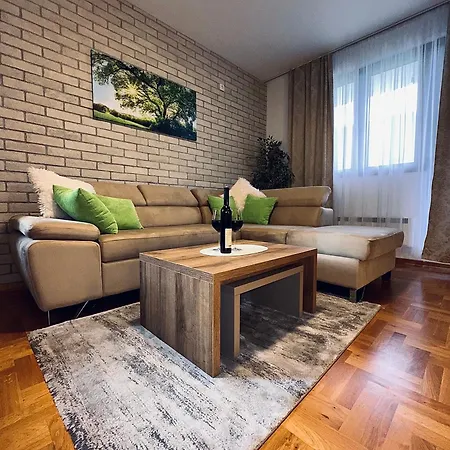 Zlatiborska Oaza Wellness I Апартаменты *