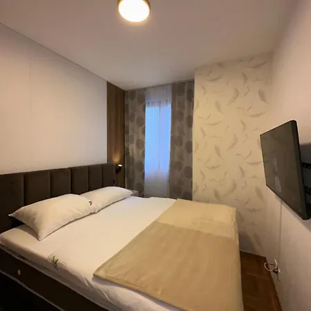 Апартаменты Zlatiborska Oaza Wellness I *